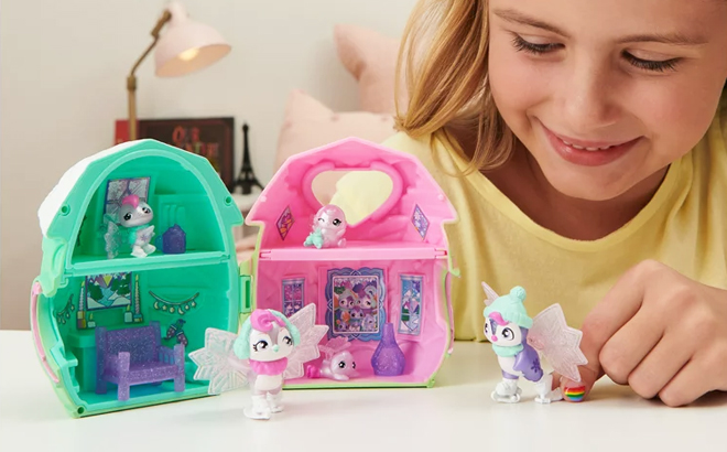 Hatchimals CollEGGtibles Family Playset
