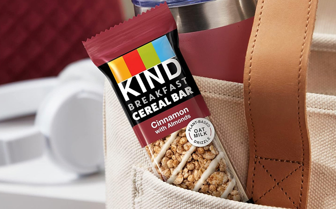 KIND Breakfast Cereal Bar Cinnamon with Almonds