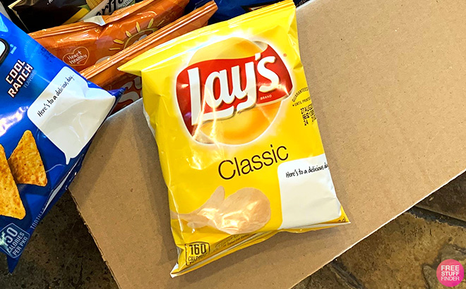 Lay's Classic Potato Chips 40-Pack