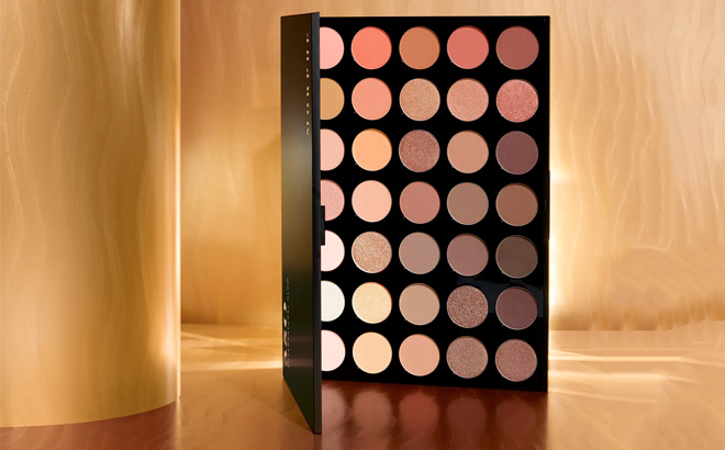 MORPHE 35O SUPERNATURAL GLOW ARTISTRY PALETTE