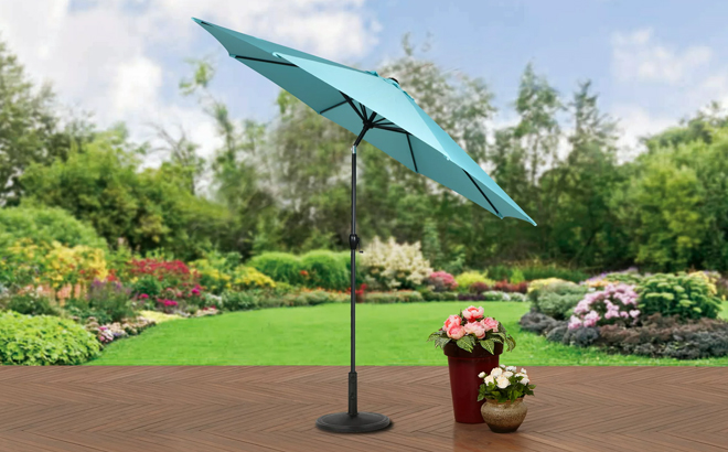 Mainstays 11ft Aqua Round Outdoor Tilting Market Patio Umbrella with Crank