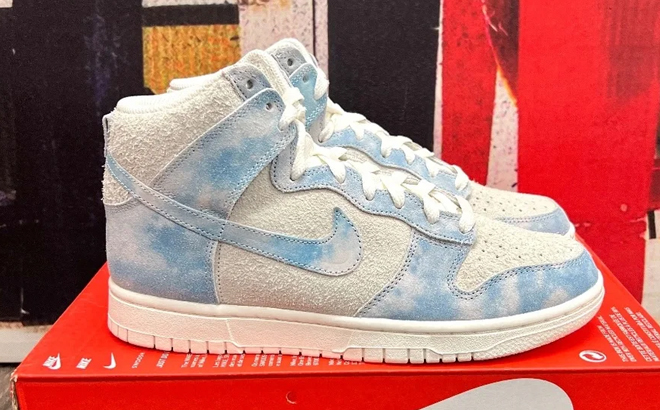 Nike Dunk High SE Womens Shoes on a Shoebox