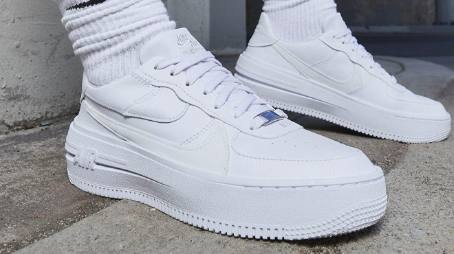 Nike Womens Air Force 1 PLT AF ORM Shoes in White