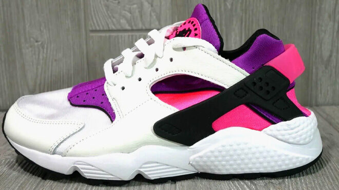 Nike Womens Huarache Shoes