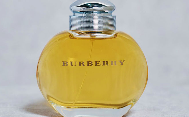 Burberry Classic Women Eau De Parfum