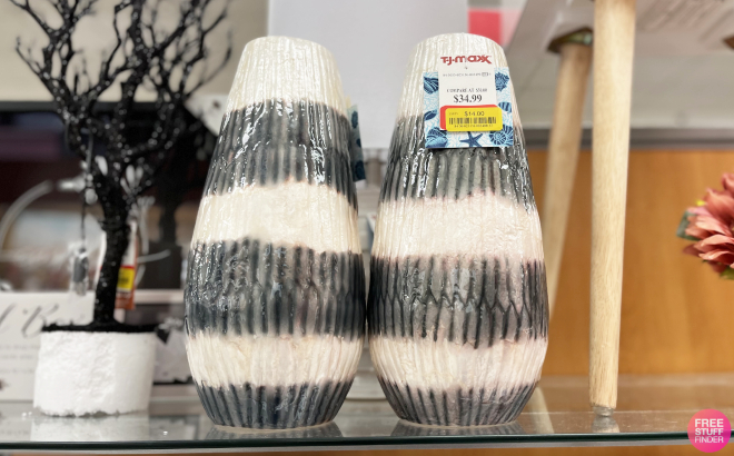 Ceramic Patterned Table Vase