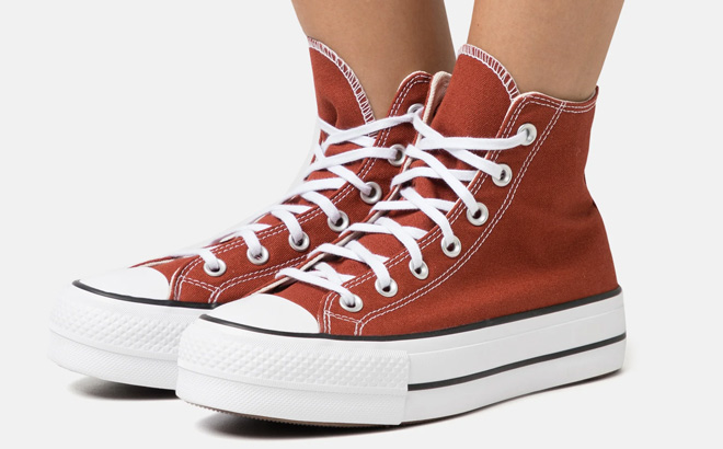 Chuck Taylor All Star Lift Platform Shoes in Ritual Red