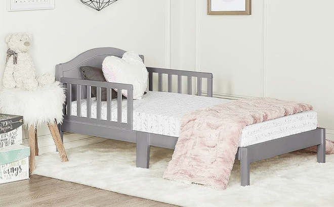 Dream On Me Sydney Toddler Bed