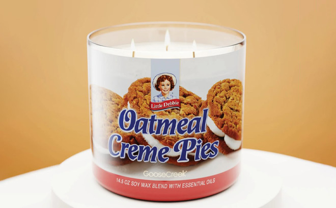 Goose Creek Little Debbie Oatmeal Creme Pies 3 Wick Candles on Rounded Top