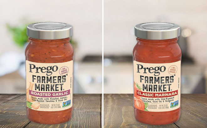 Prego Roasted Garlic Tomato Sauce and Farmers Market Classic Marinara