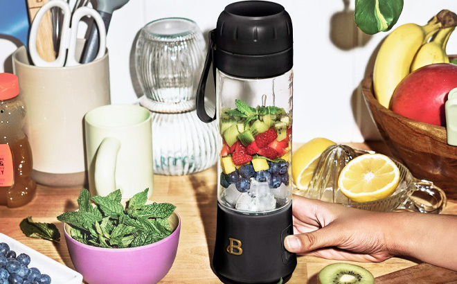 Beautiful Portable Blender by Drew Barrymore