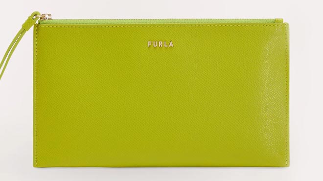 Furla Classic Envelope Xl Wristlet