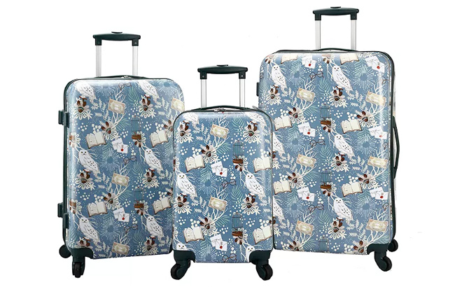 Harry Potter 3 Piece Hardside Spinner Luggage Set on White