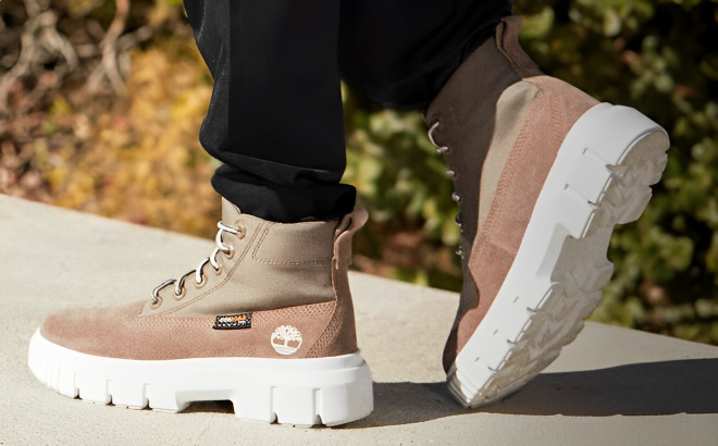 Timberland Womens Greyfield Boots in Taupe Suede Color