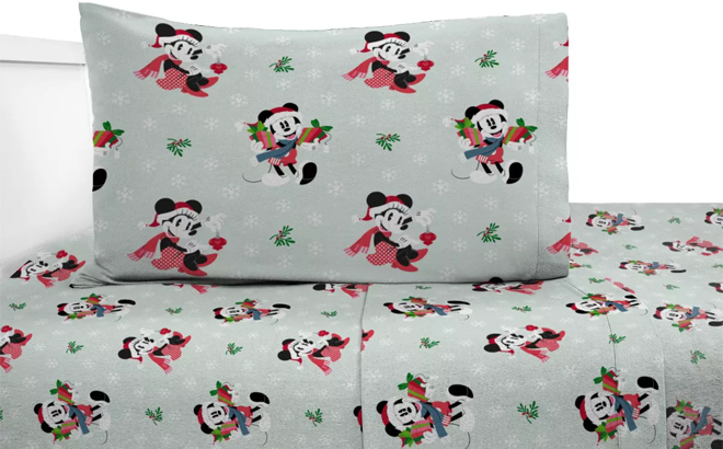 Twin Mickey Mouse Get Festive Flannel Sheet Set