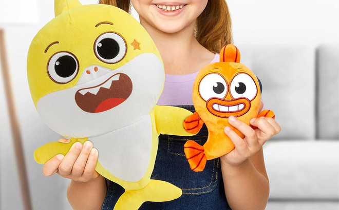 Baby Sharks Big Show Sing Swing Musical Plush Toys