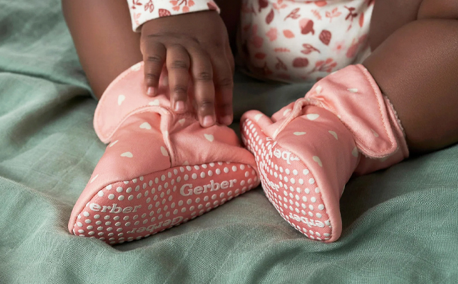 Baby Wearing Gerber Pink Hearts Soft Booties