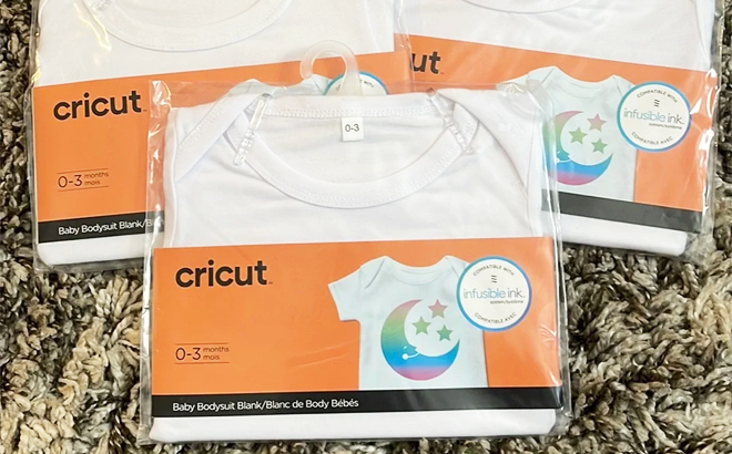 Cricut Baby Bodysuit Blank