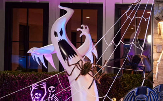 Inflatable Ghost Halloween Decor