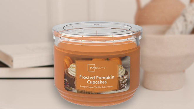 Mainstays Frosted Pumpkin Cupcakes Candle