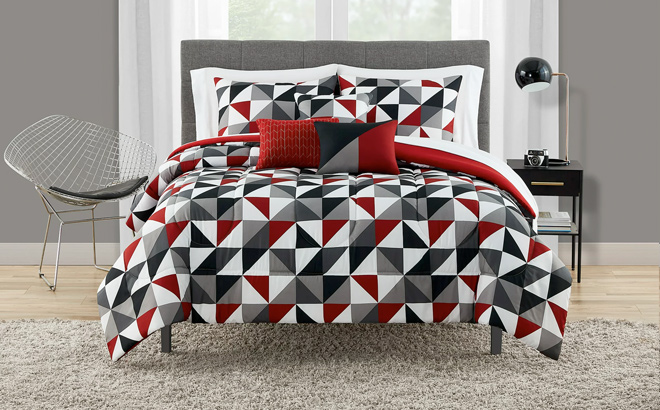 Mainstays Red Geometric 10 Piece Bed in a Bag with Sheets and 3 DecPillows King