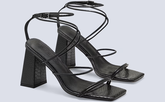 New York Co Jaylin Strappy Sandals