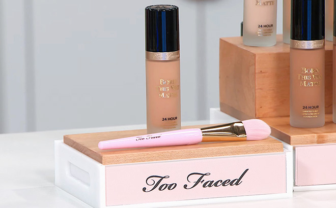 Too Faced Born This Way Matte Foundation with Brush