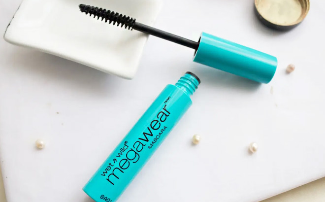 Wet n Wild Enhance and Define Megawear Mascara in Black Color