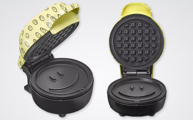 Bella Smiley Face Mini Waffle Maker