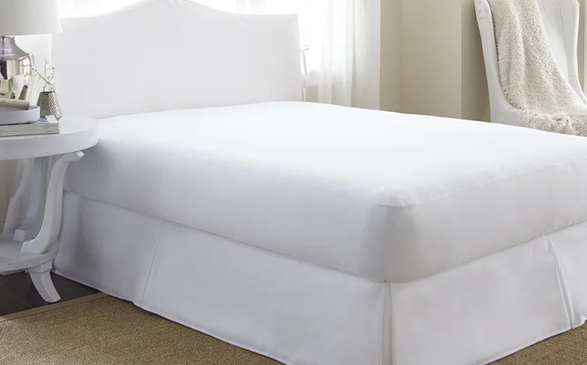 Bellevue Hypoallergenic Waterproof Mattress Cover