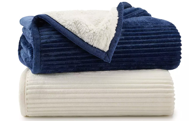 Cuddl Duds Plush to Sherpa Throw