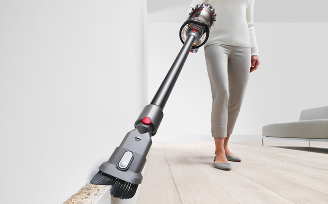 Dyson Cordless Vacuum with 6 Tools 