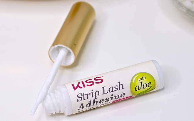 KISS Clear Strip Lash Adhesive with Aloe 