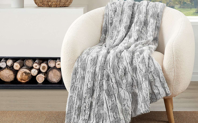 Koolaburra by UGG Serah Faux Fur Throw