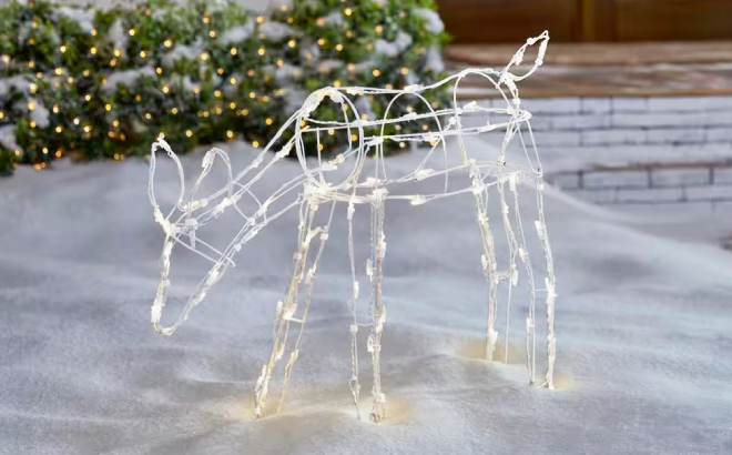 LED Pre Lit Wire Deer