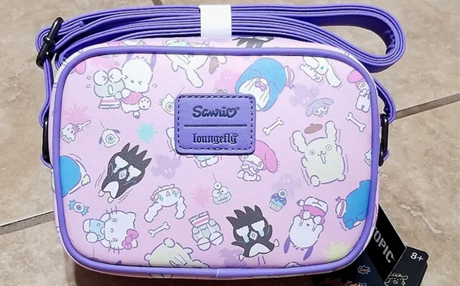 Loungefly Hello Kitty And Friends Scared Reaction Camera Crossbody Bag 2