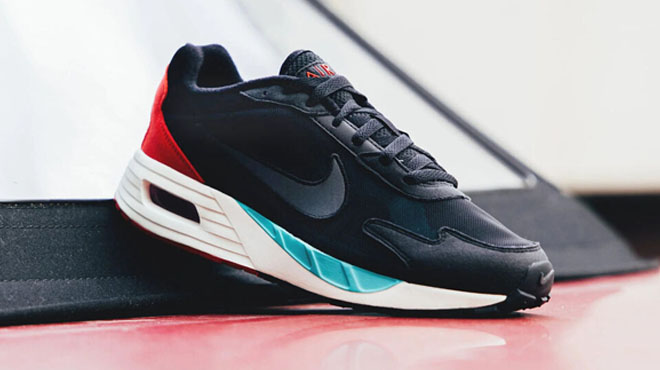 Nike Mens Air Max Solo Shoes