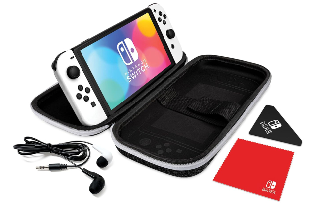 Nintendo Switch PDP Gaming Deluxe Starter Kit