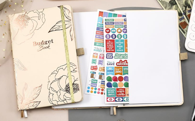 12 Month Budget Book with Bill Organizer and Expense Tracker