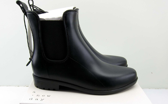 A New Day Womens Chelsea Rain Boots in Black Color