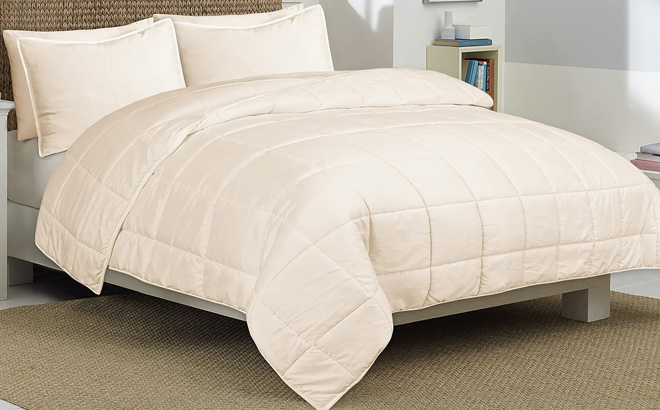 EnvioHome Reversible Twin Size Comforter Set