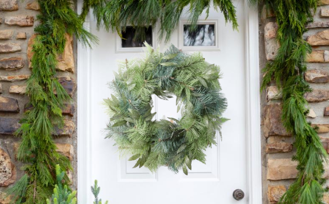 Green House 20 Inch Olive Leave Needle Pine Wreath