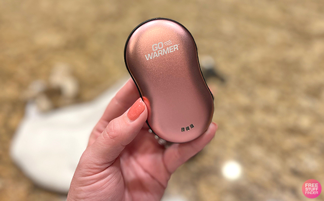 https://www.freestufffinder.com/wp-content/uploads/2023/12/Hand-Holding-Go-Warmer-Hand-Heater-in-Rose-Gold-Color.jpg