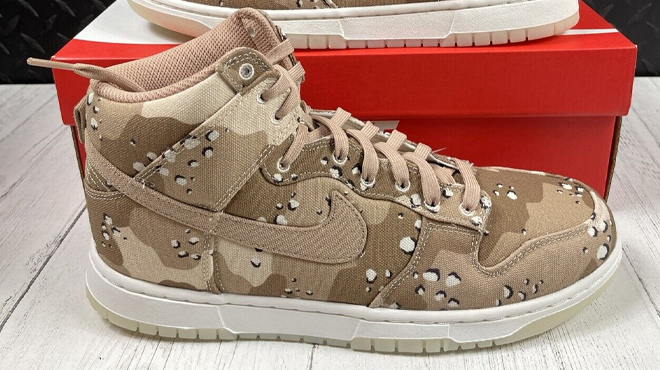 Nike Dunk High Womens Shoes Velvet Brown Light Soft