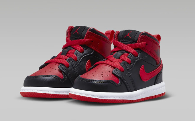 Nike Jordan 1 Toddler Shoes in Black White Fire Red Color
