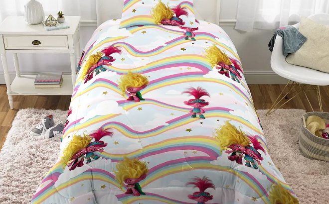 Trolls Comforter