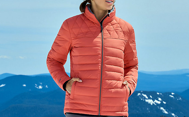 Woman Wearing Moosejaw Down Insulator Jacket Outdoors