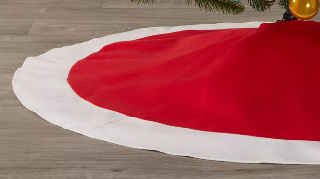 Wondershop 48 inch Felt Christmas Tree Skirt