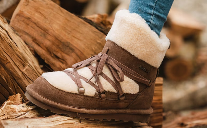 Bearpaw Anastacia Snow Boot in Cocoa Color