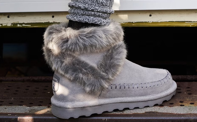 Bearpaw Chloe Snow Boot in Grey Color